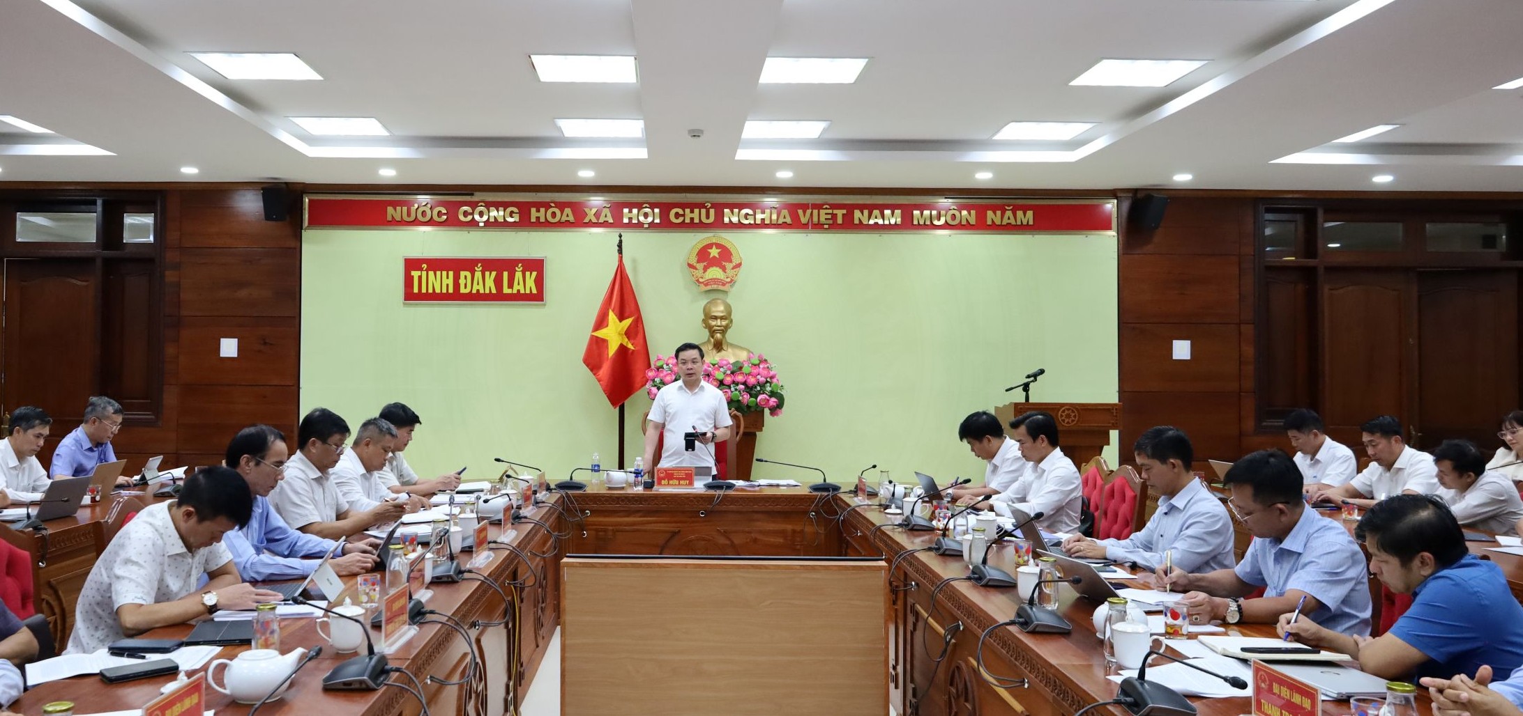 Chủ tịch UBND tỉnh Đỗ Hữu Huy: Ngành nông nghiệp cần chuyển mạnh từ tư duy quản lý “sản lượng” sang “gia tăng giá trị”